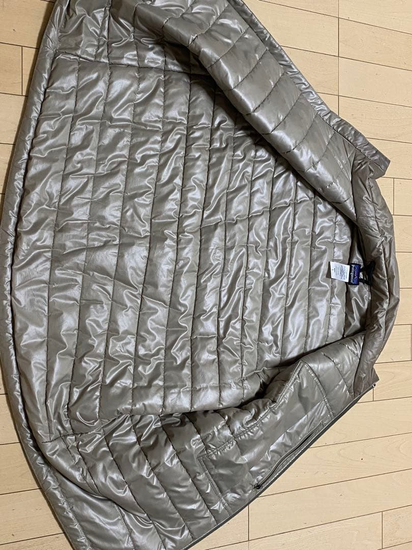 patagonia オリーブグリーン ダウンベストメンズL
