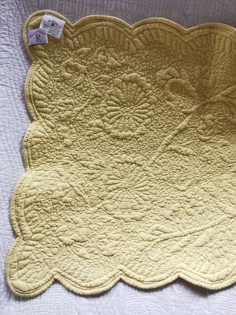 ヴィンテージフランス トラプント ブティ風キルト 向日葵＆花レリーフ 