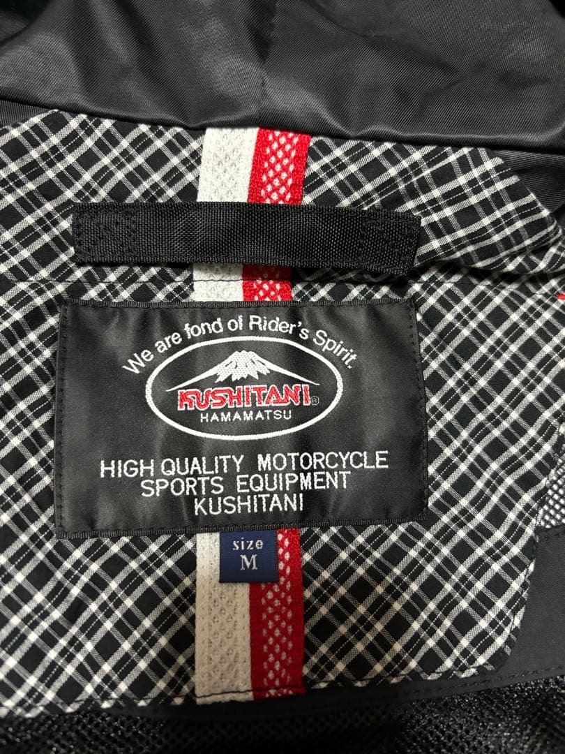 クシタニ　アロフトフードジャケットMサイズ　新品同様＋プロテクター付き