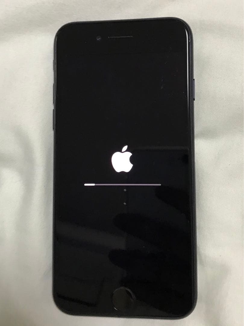 【バッテリー100%】iPhone SE3 256GB simフリー