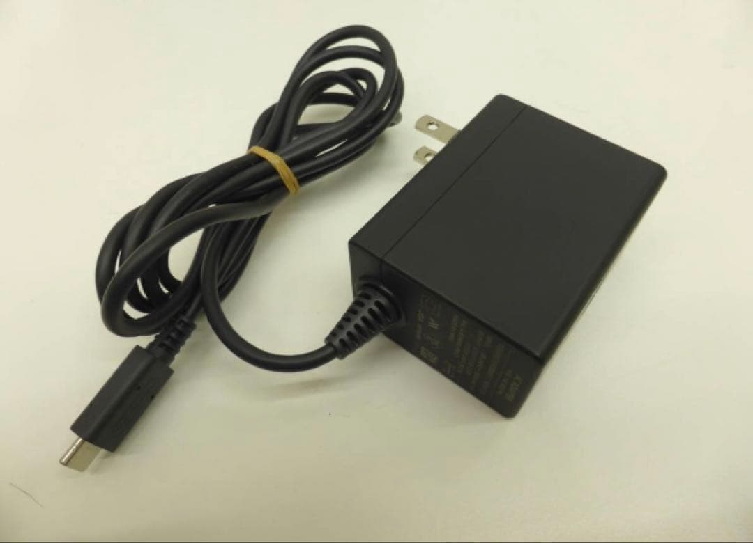 ニンテンドーSwitch Lite ザシアンザマゼンタ ハイラルエディション2点