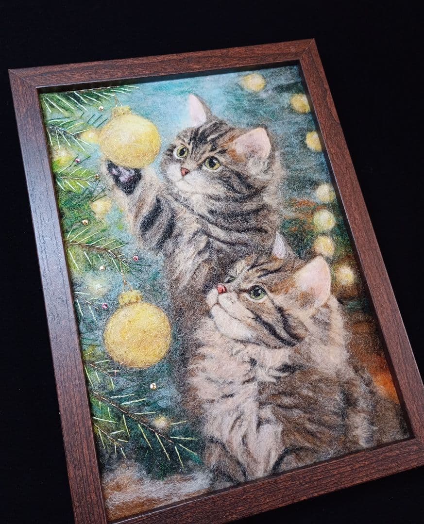 羊毛フェルト 絵画 「クリスマスのキラキラに夢中」