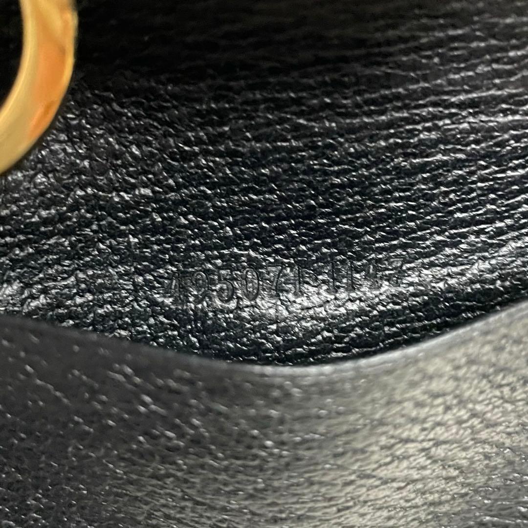 極美品　GUCCI 6連キーケース　アニマリエ　蜂　星　本革　黒