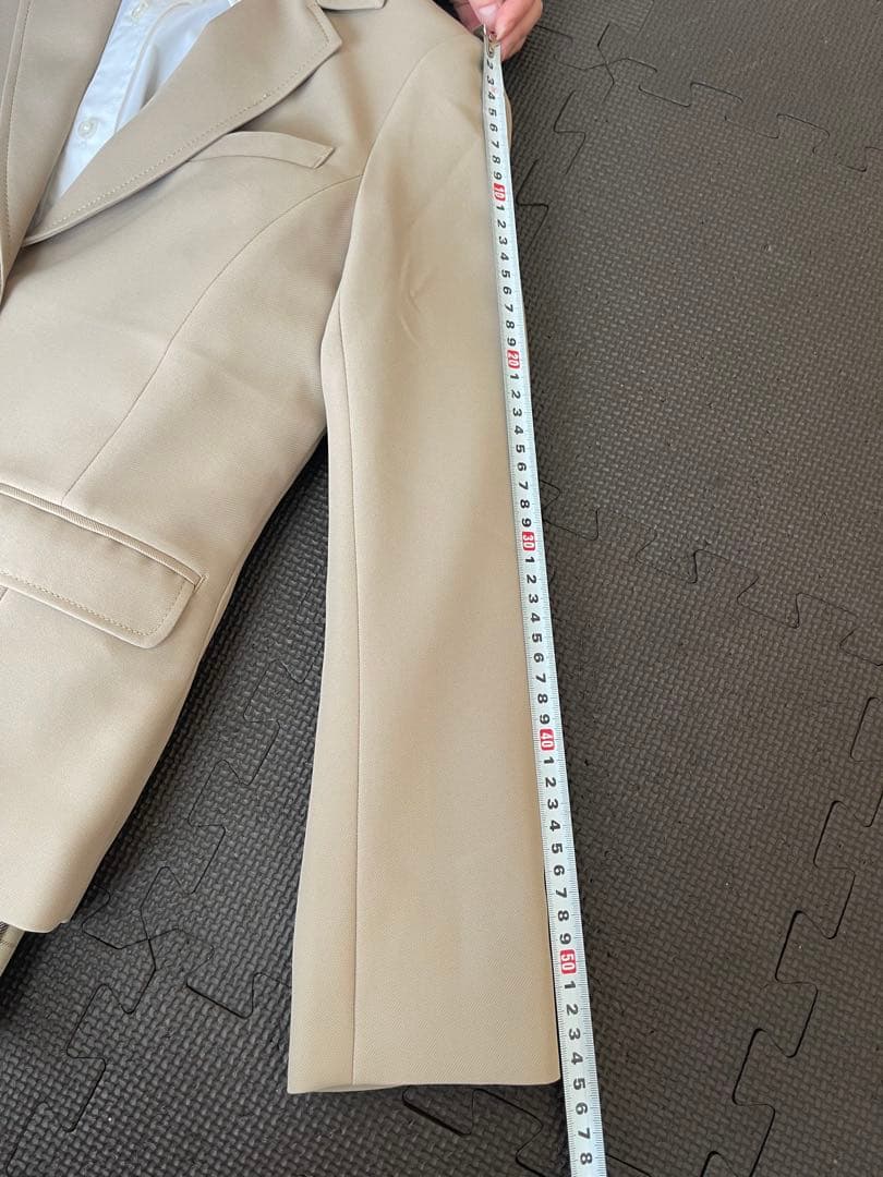 ラブトキシック(Lovetoxic) 卒服Mベージュ