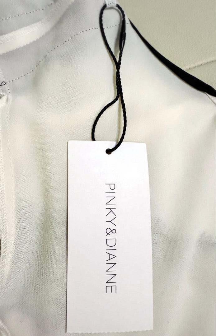 【新品タグ付】PINKY&DIANN レースコンビバイカラーリボンブラウス　完売