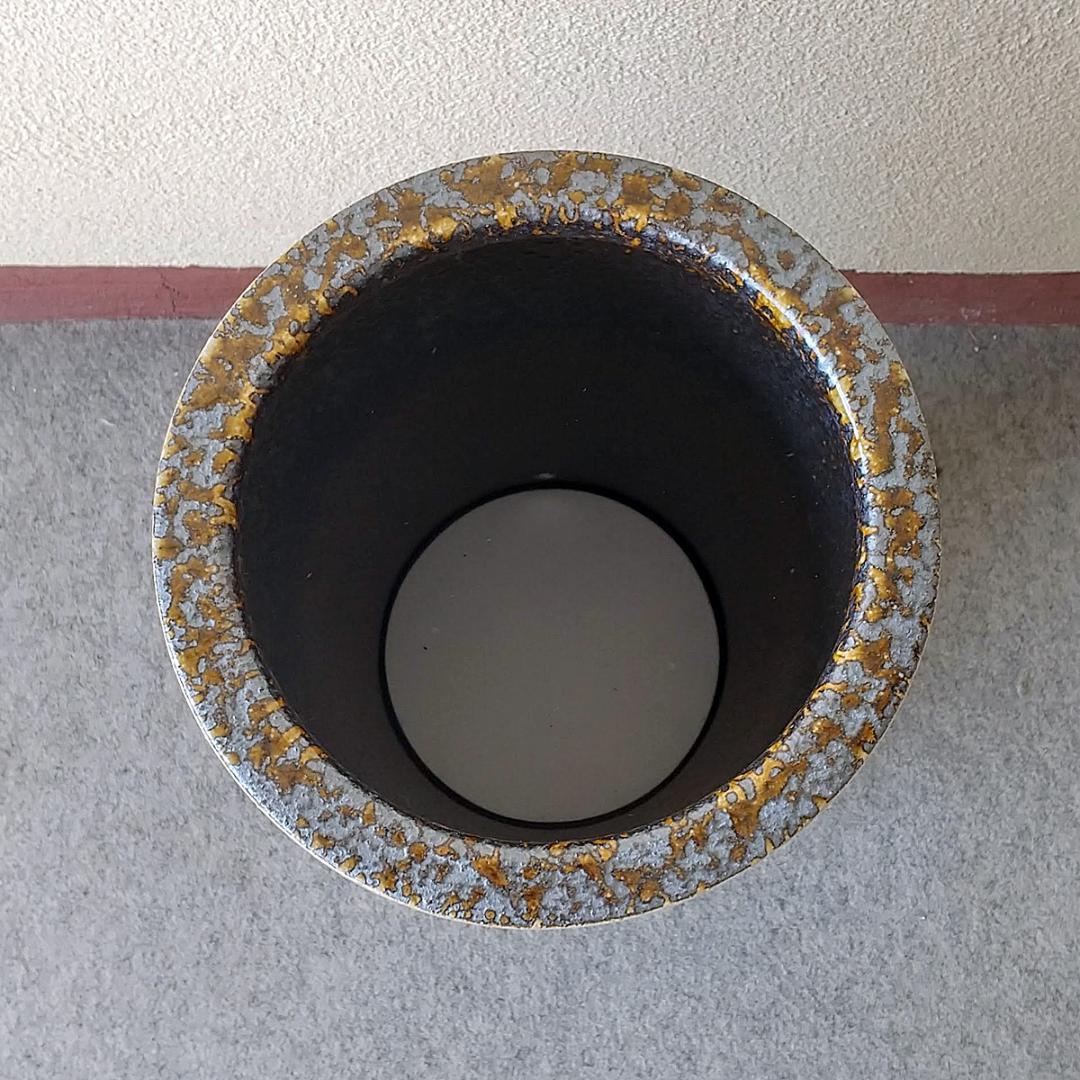 陶器傘立て　古信楽千段傘立　信楽焼　ヤマタツ陶業　TK-612　水抜き穴あり