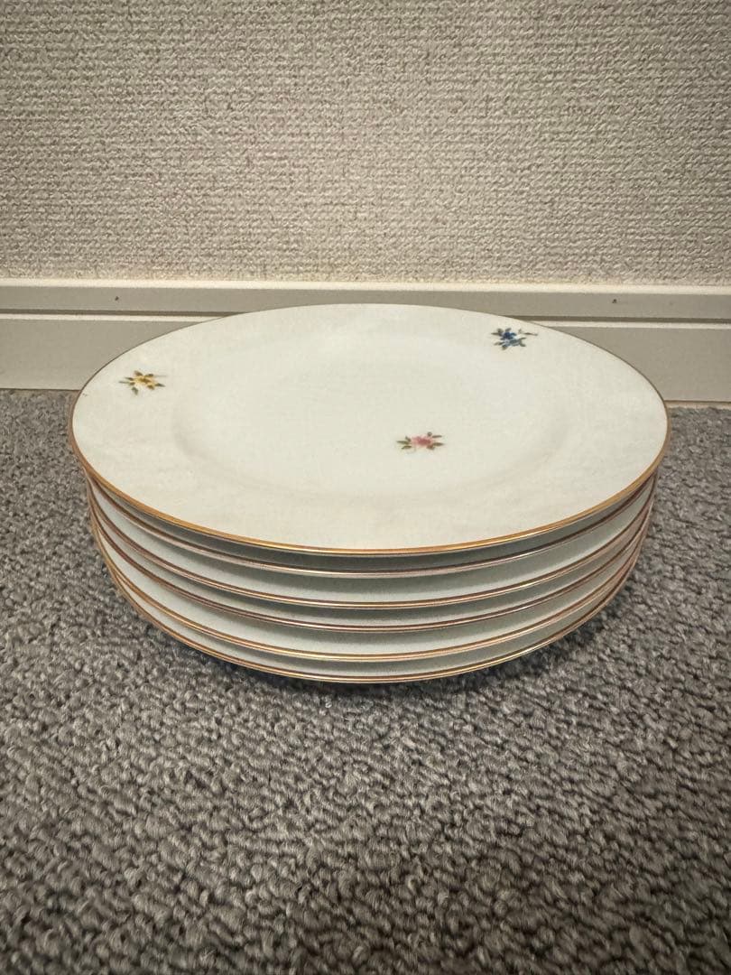 大倉陶園　食器セット　小花　マルチカラー