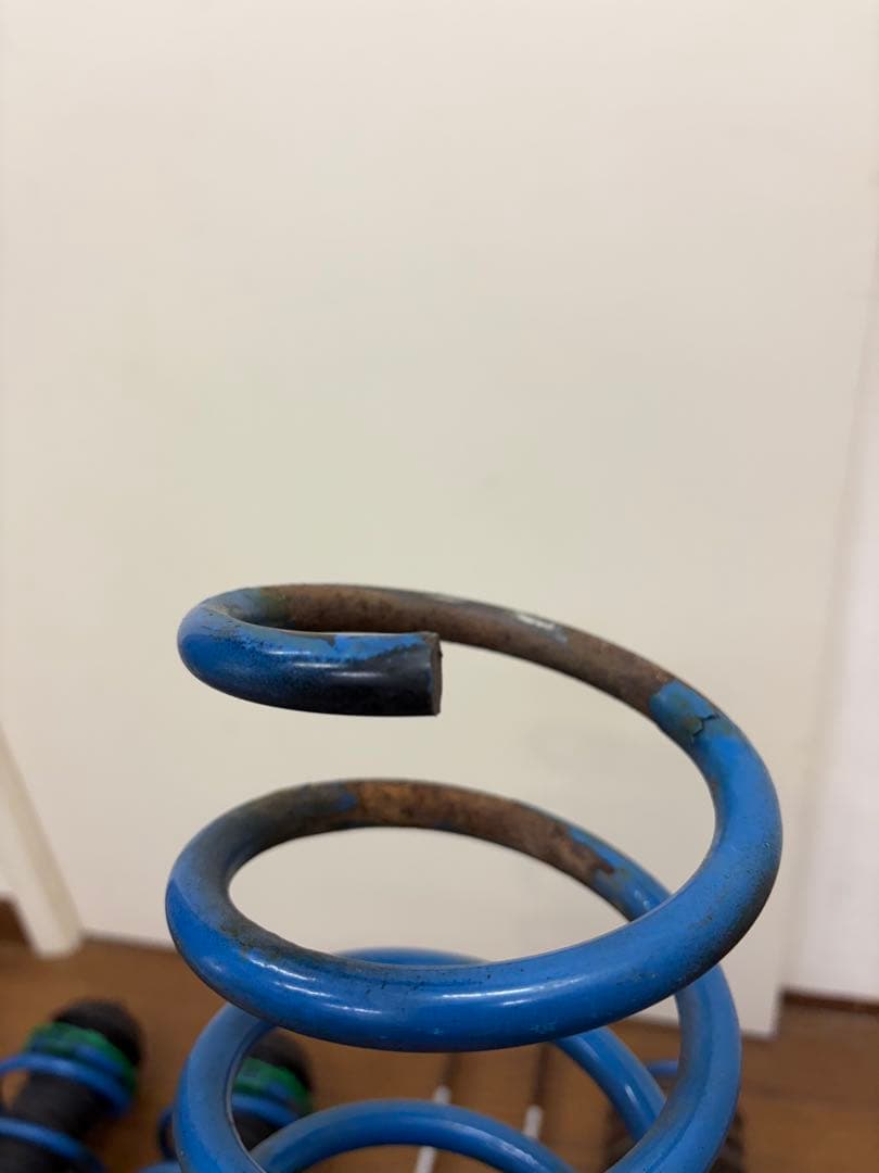 カヤバ　エスペリア　サスキット　一台分　フィット　GK3,4,5,6 GP5,6