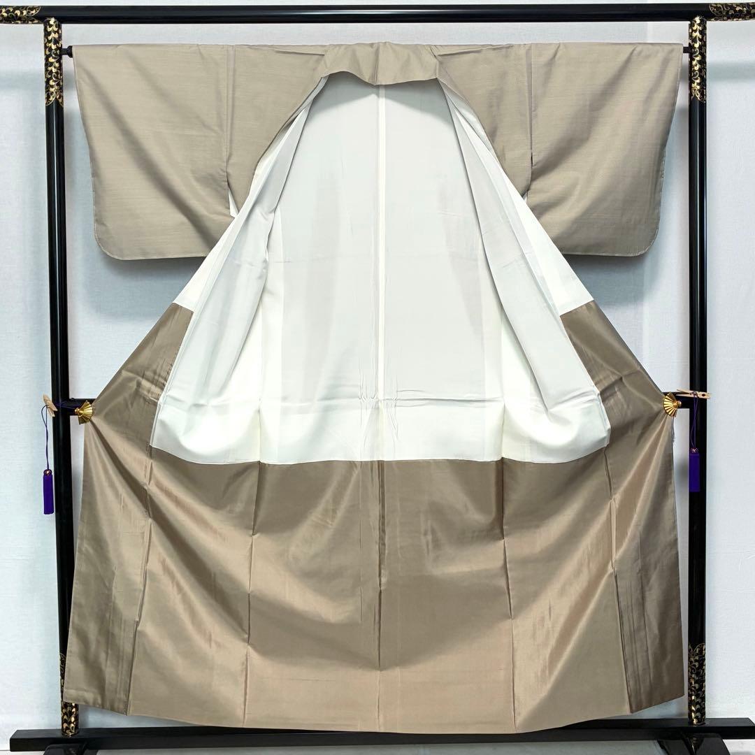 D189 本場白大島紬　恵大島　白恵泥　証紙　正絹着物　袷　しつけ糸未使用極美品