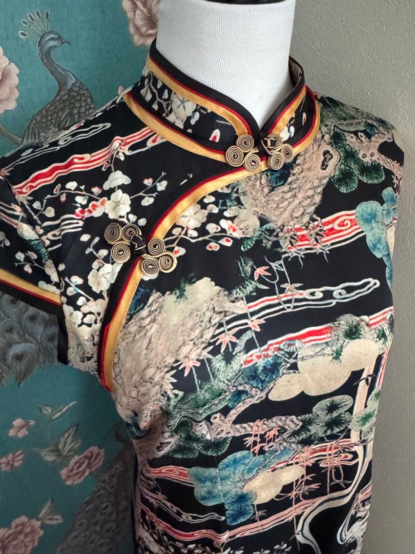 逸品！！本場中国製✴︎レア˚✧₊⁎和柄 日本画風 チャイナドレス✴︎ブラック✴︎