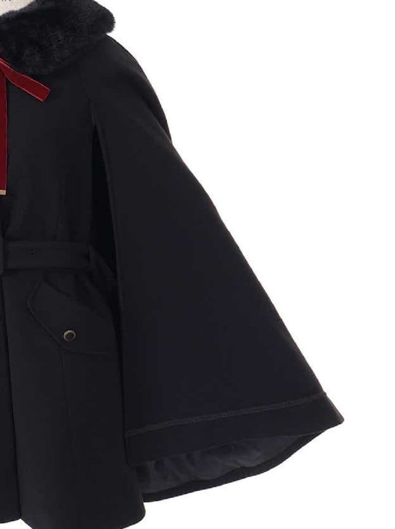 最終値下げ！【新品未使用】axes femme ファー襟付きケープコート 黒