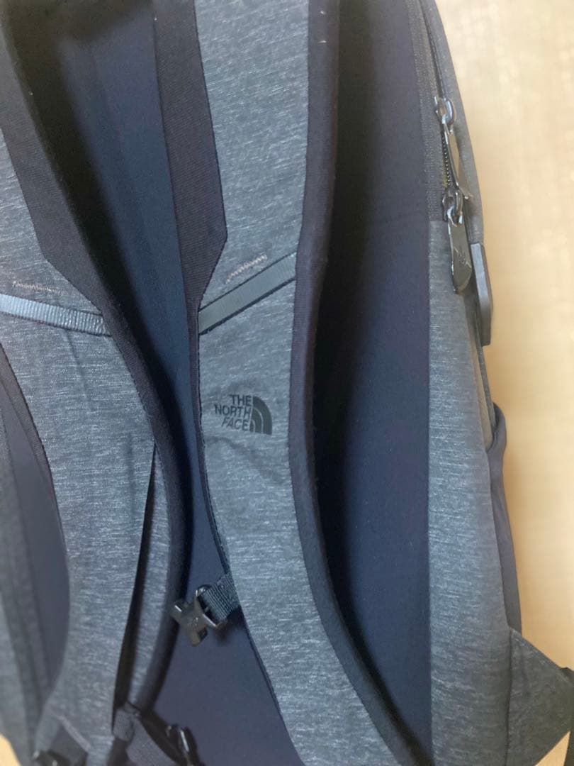 【美品THE NORTH FACE】アクセスパックオーツー リュック　グレー