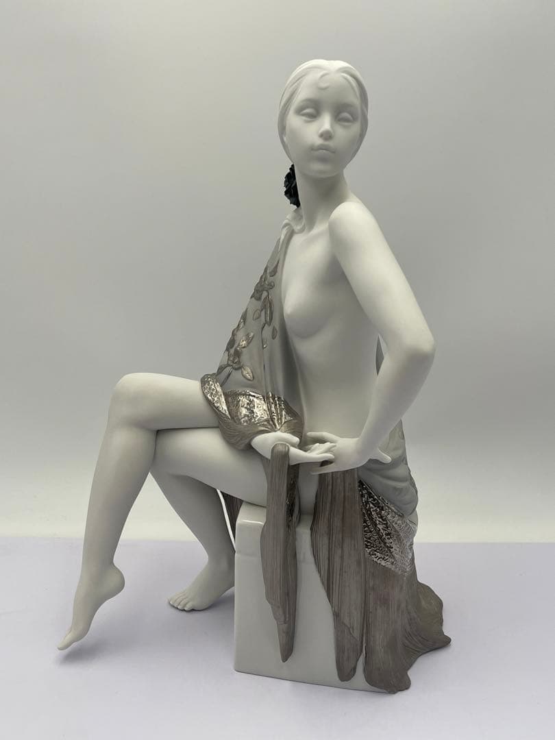 l*8様 LLADRO リヤドロ セビリアの娘 Re-Deco 8673 女性