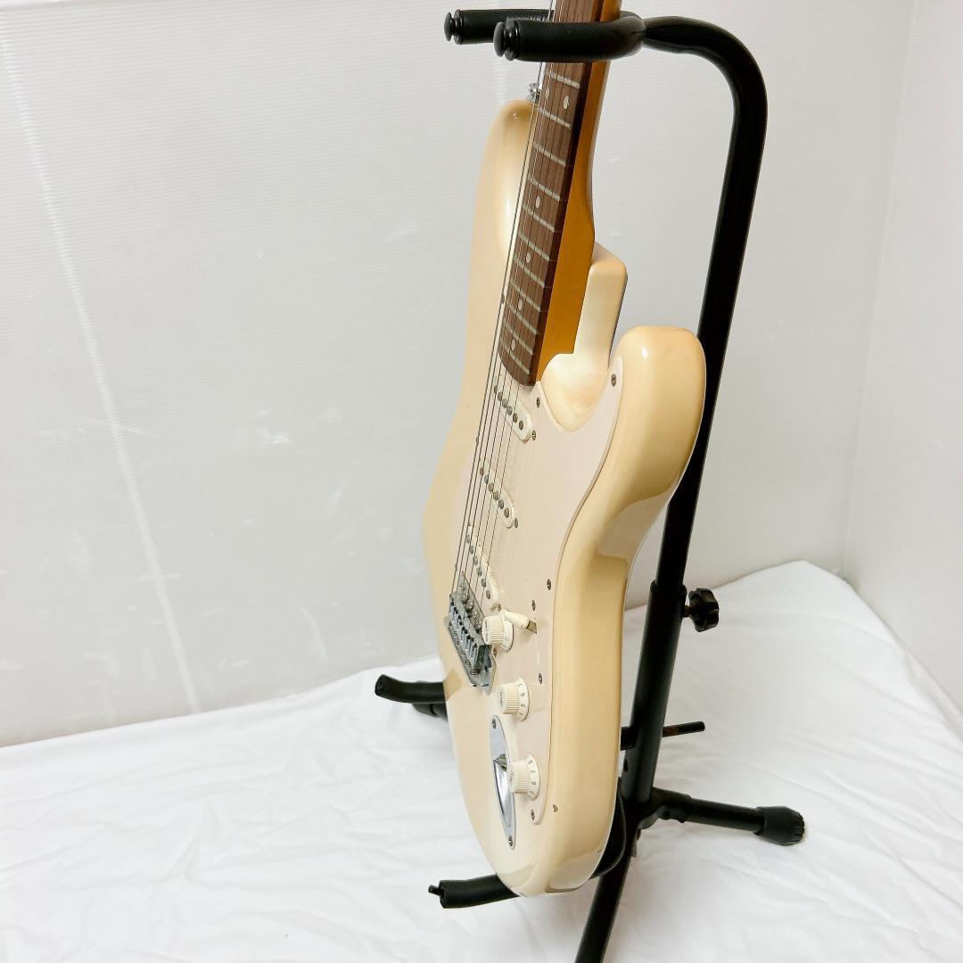 美品 Squier スクワイヤー ストラトキャスター Bullet 訳あり特価