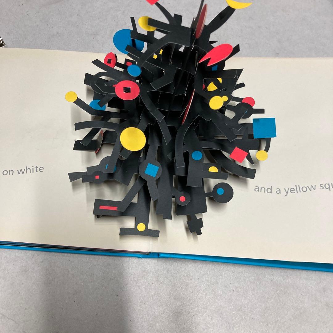 Yellow Square ポップアップブック　ハードカバー