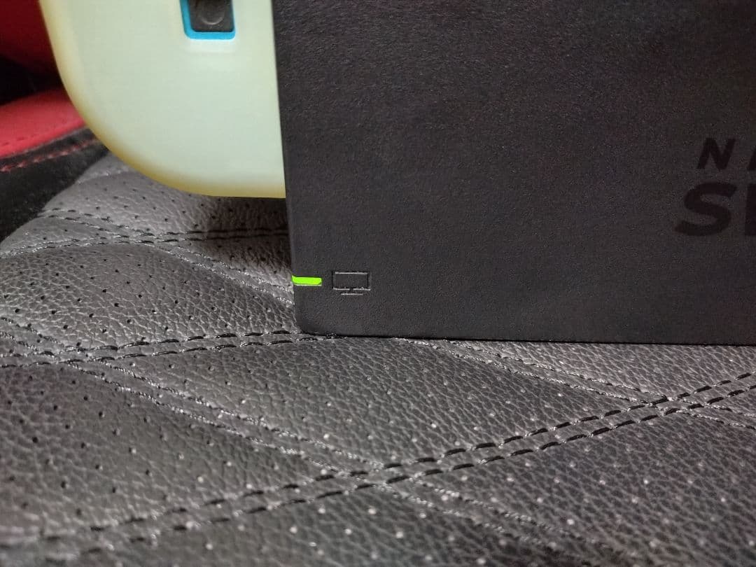 【美品】【Nintendo 任天堂 Switch 本体】オマケ付き❢