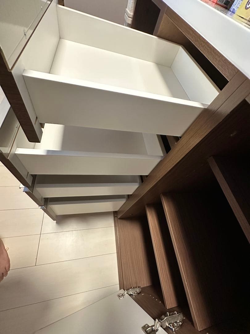 カップボード　ニトリ　食器棚　リガーレ　幅121㎝上下まとめ売り　ソフトクローズ