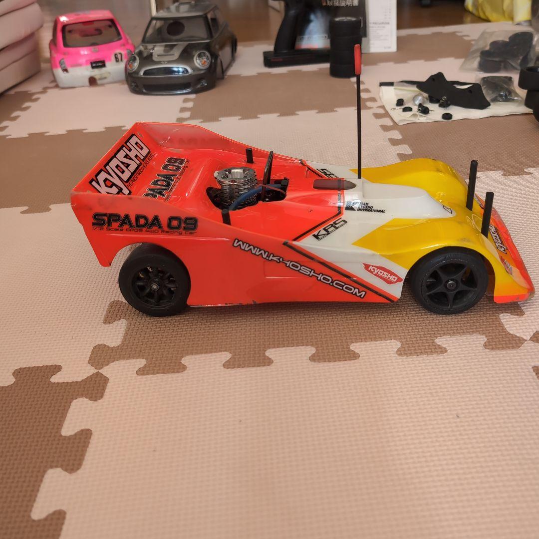 Kyosho Spada 09L ラジコンエンジンカー．プロポ付