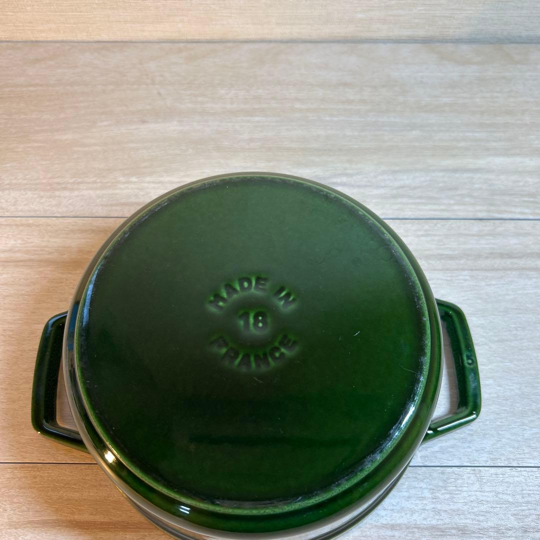 ストウブ　ココットラウンド　バジルグリーン　18cm 両手鍋　鍋
