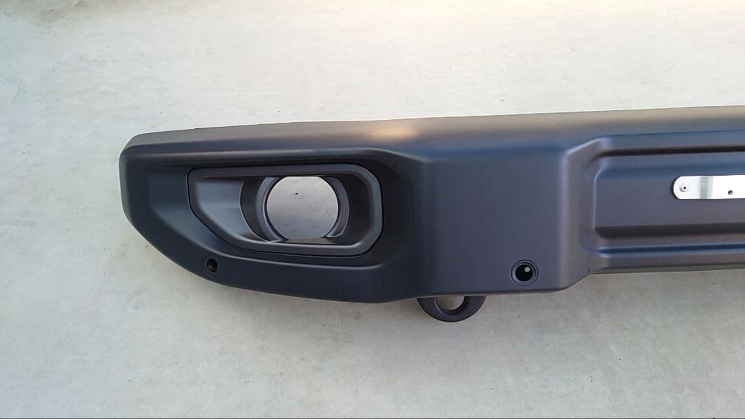 ジープラングラーJL フロントバンパー