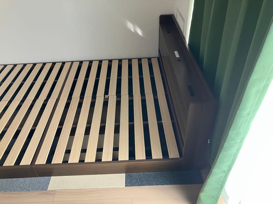 ダブルベッドフレーム ブラウン