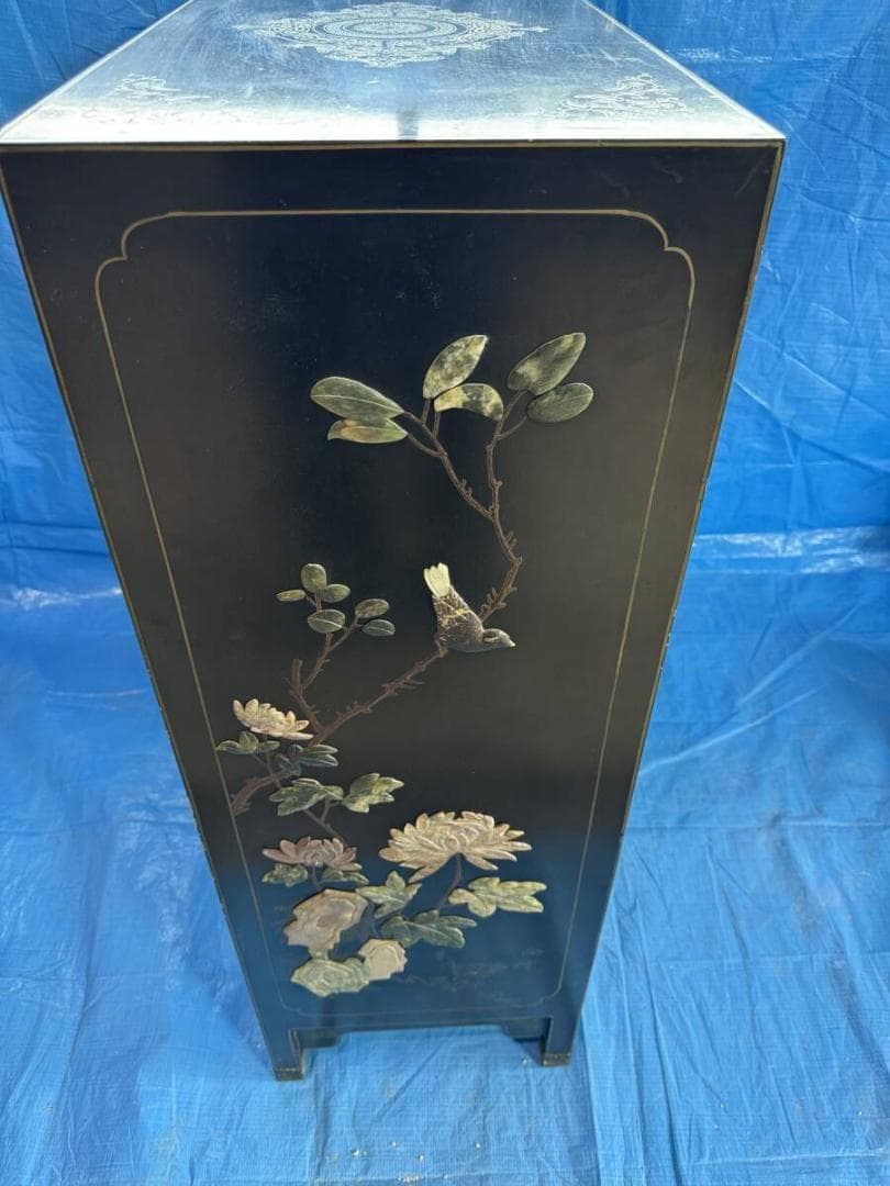 希少　中国美術 中国家具 時代家具 キャビネット 中国古玩 玉石 石細工 観音開