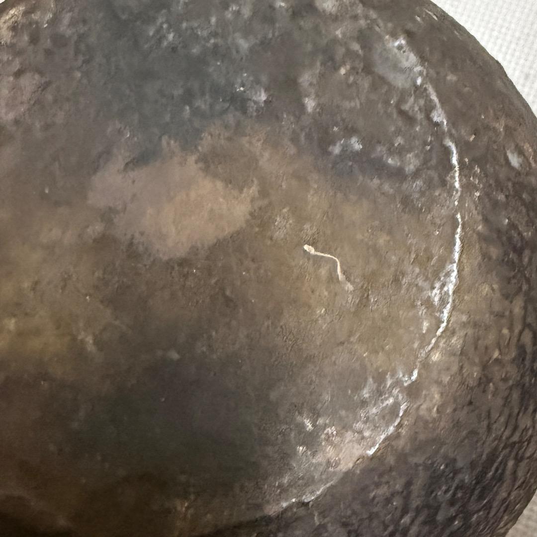 亀文堂 造 日本亀文 鉄瓶 金銀象嵌 岩肌地 骨董美術 茶道具 重量約2329g