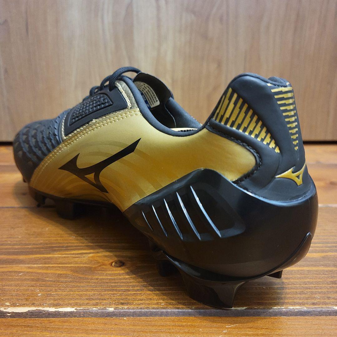 【ほぼ新品】ミズノ ウェーブ イグニタス 3 SL ゴールド×ブラック 26cm