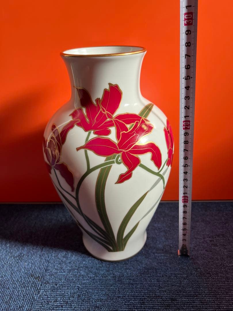 1260  大倉陶園　花瓶