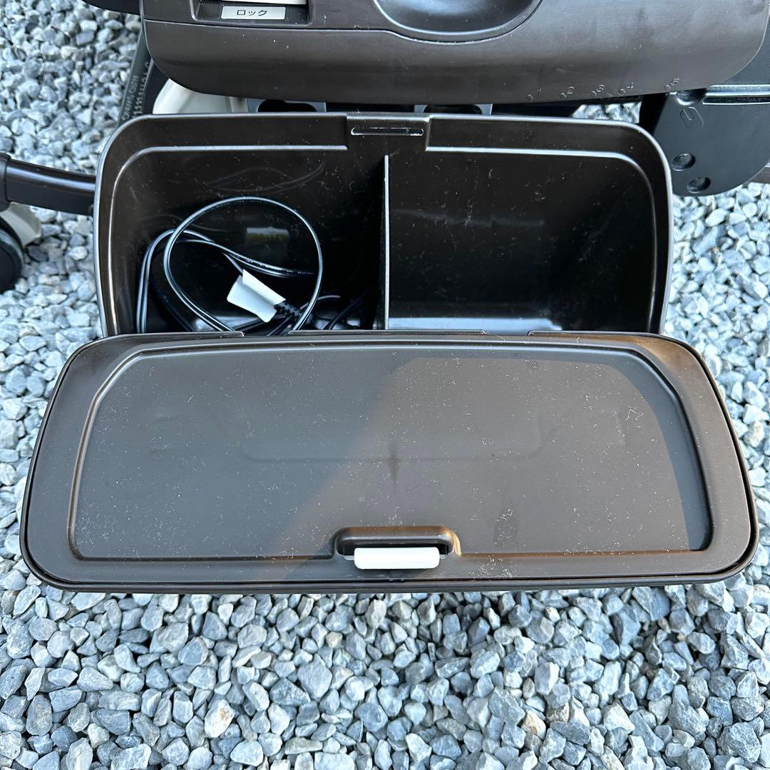 【美品】コンビ　ネムリラ　オートスウィング　ホワイトレーベル　ハイローチェア