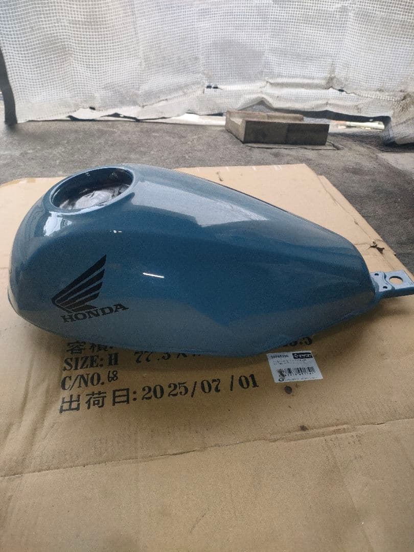 レブル　250　ガソリンタンク　フューエルタンク　超美品　ほぼ新品