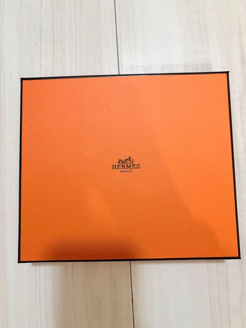 期間限定値下げ　新品未使用！HERMES モザイク　プレート
