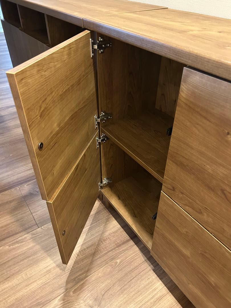 【日本製】キャビネット 幅110cm 木製 扉付き 本棚 収納棚　組立済み