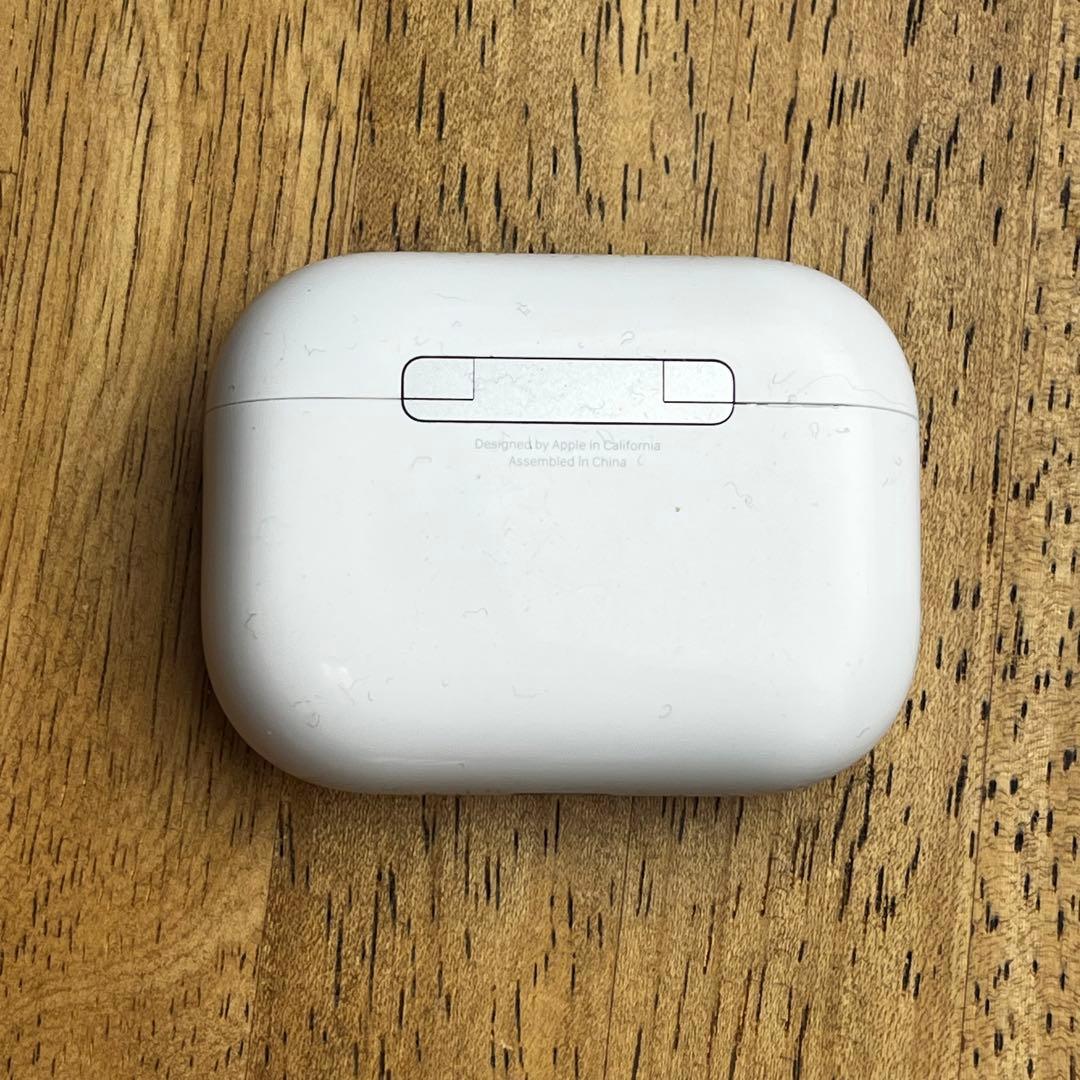 美品 AirPods Pro 第3世代 A3122 エアーポッズ プロ ケース