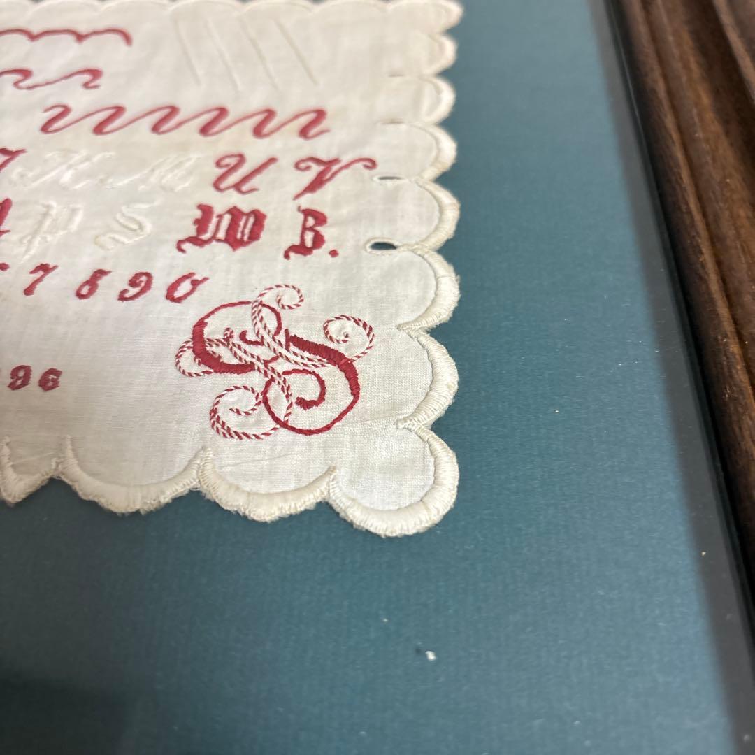 フランス　アンティーク　赤糸&白糸　サンプラー　刺繍　ガラス入り　額入り