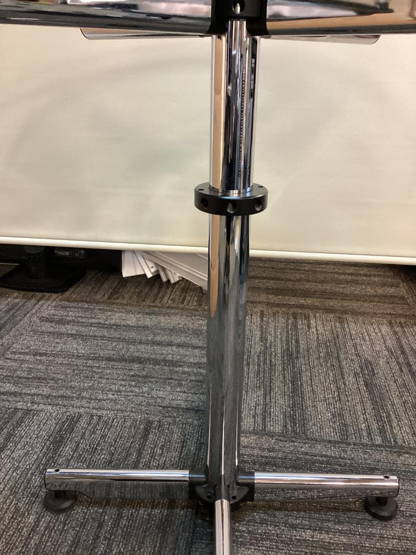 希少　１台のみ　USM　キトス　ラウンドテーブル　丸　795Φ　ガラス