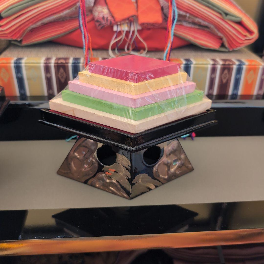 吉徳大光　雛人形二段飾　衣装着五人飾り　 2月15日迄限定出品