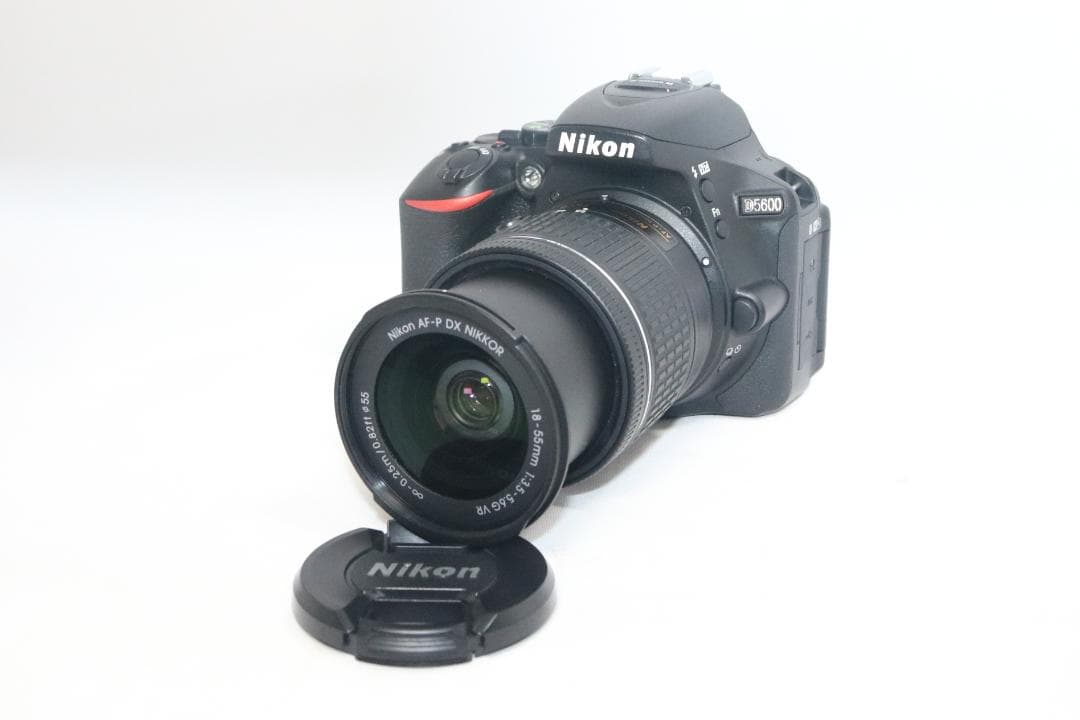 美品⭐シリーズ最新！Nikon D5600⭐プロ級⭐一眼レフ 初心者完全セット