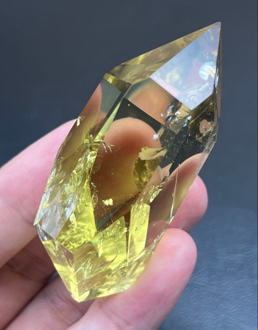 天然レインボーシトリン　黄水晶　美品　タンブル　ポイント　高品質　置物　　金運