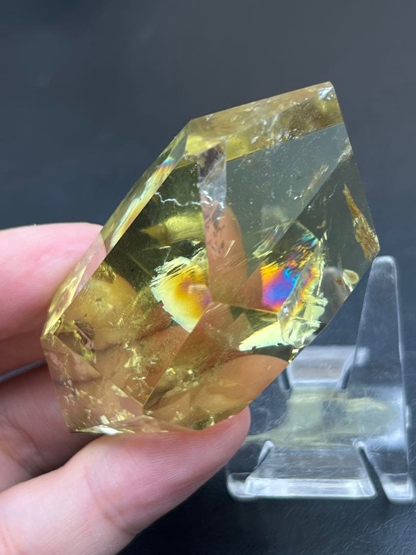 天然レインボーシトリン　黄水晶　美品　タンブル　ポイント　高品質　置物　　金運