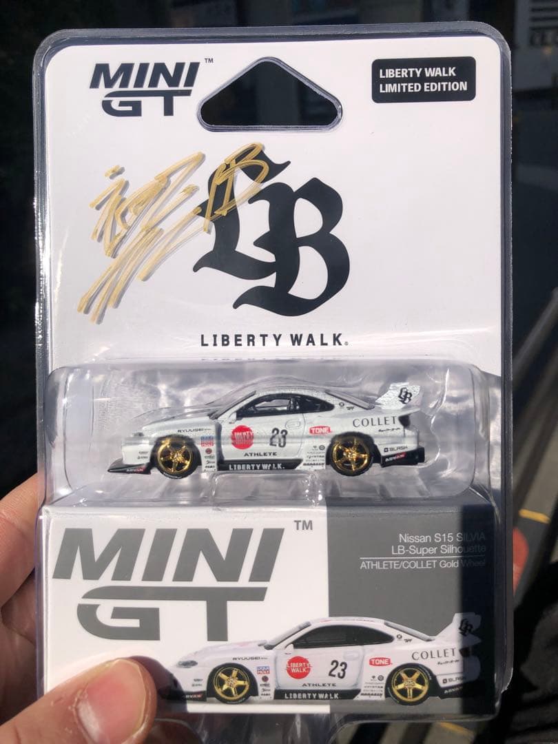 Liberty Walk Osaka S15 ミニカー