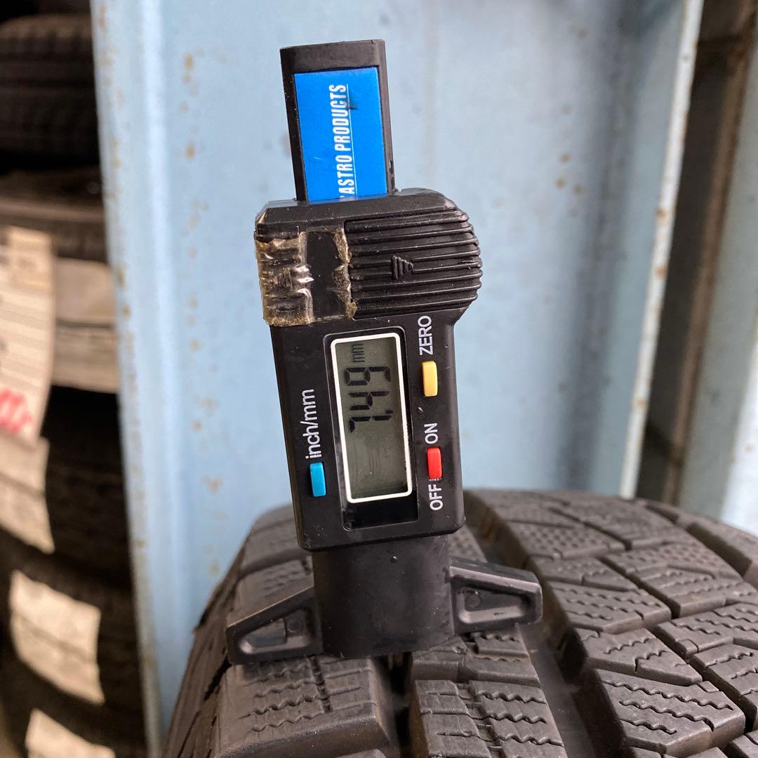 中古バリ溝‼️ピレリスタッドレスセット175/65R14 フィット、デミオ等