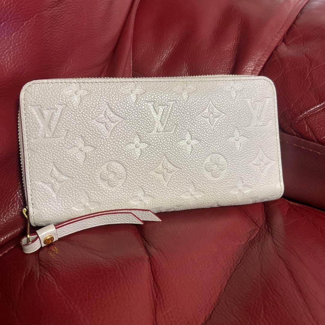 あ！美品！ルイヴィトン アンプラント ジッピーウォレット