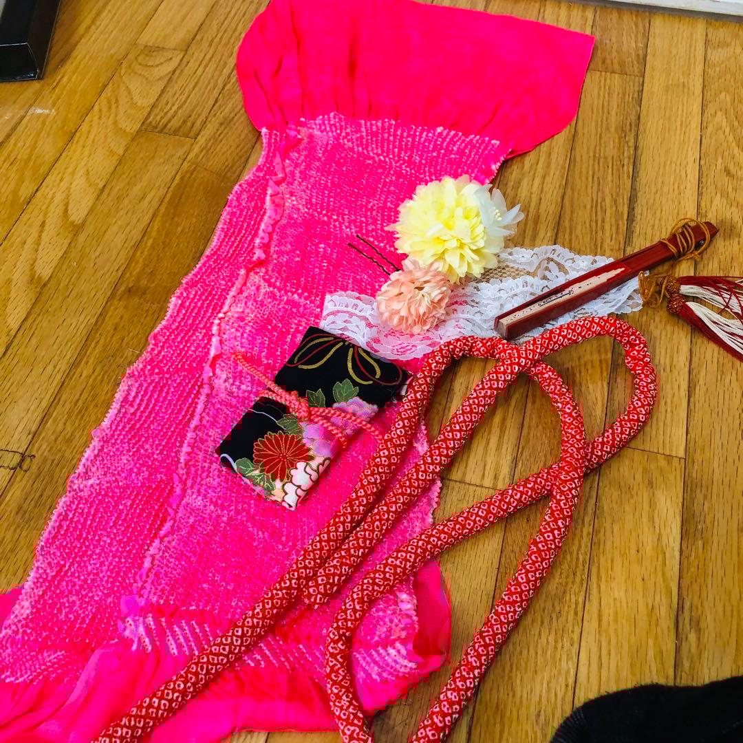 七五三七歳❣️四つ身着物未使用⭐︎白地に花々金彩煌びやか絢爛⭐︎完全フルセット銘品