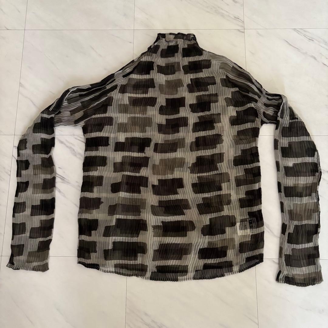 イッセイミヤケフェット 長袖カットソー シースルー サイズ2