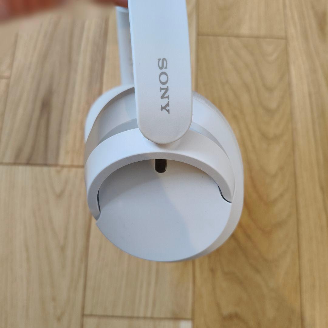 SONY ソニー ワイヤレスヘッドホン WH-CH720N ホワイト　白