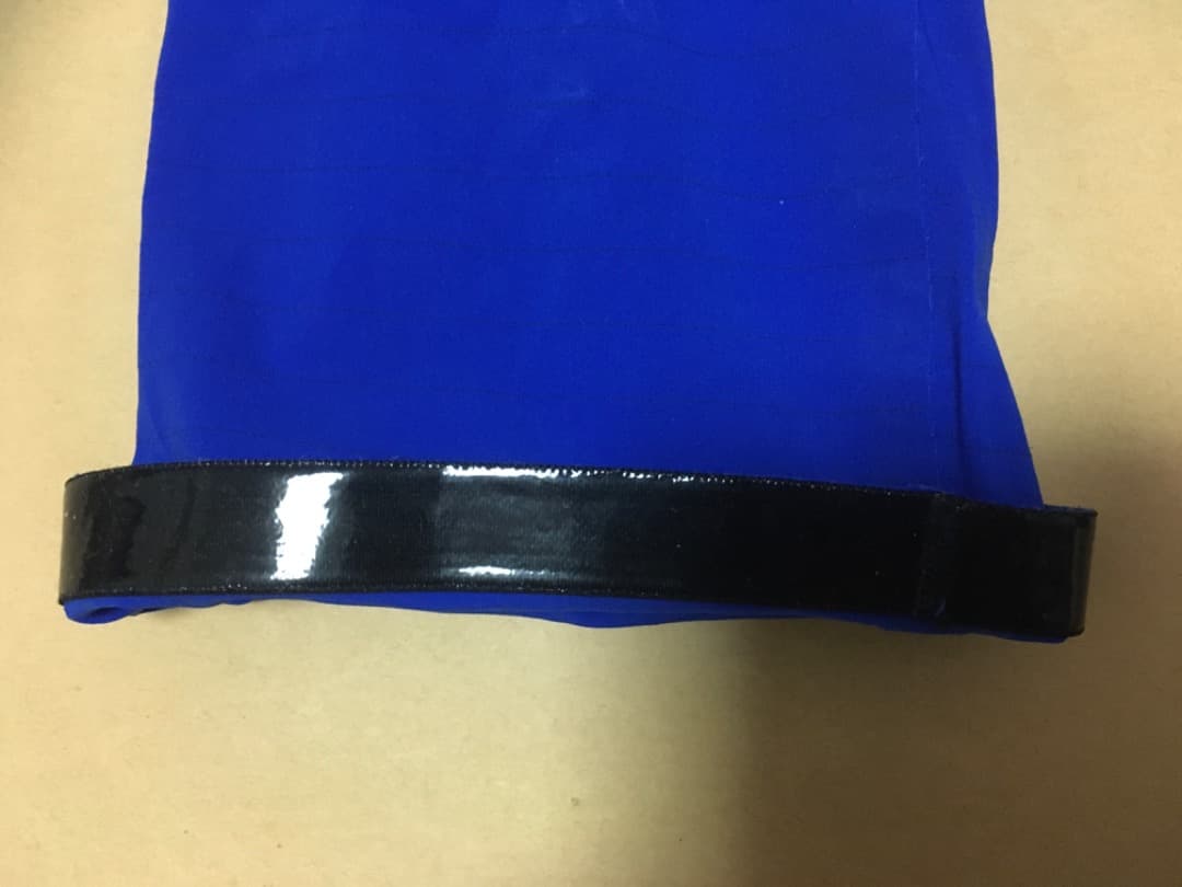 ひろさん arena POWERSKIN CARBON AIR2 XS ②