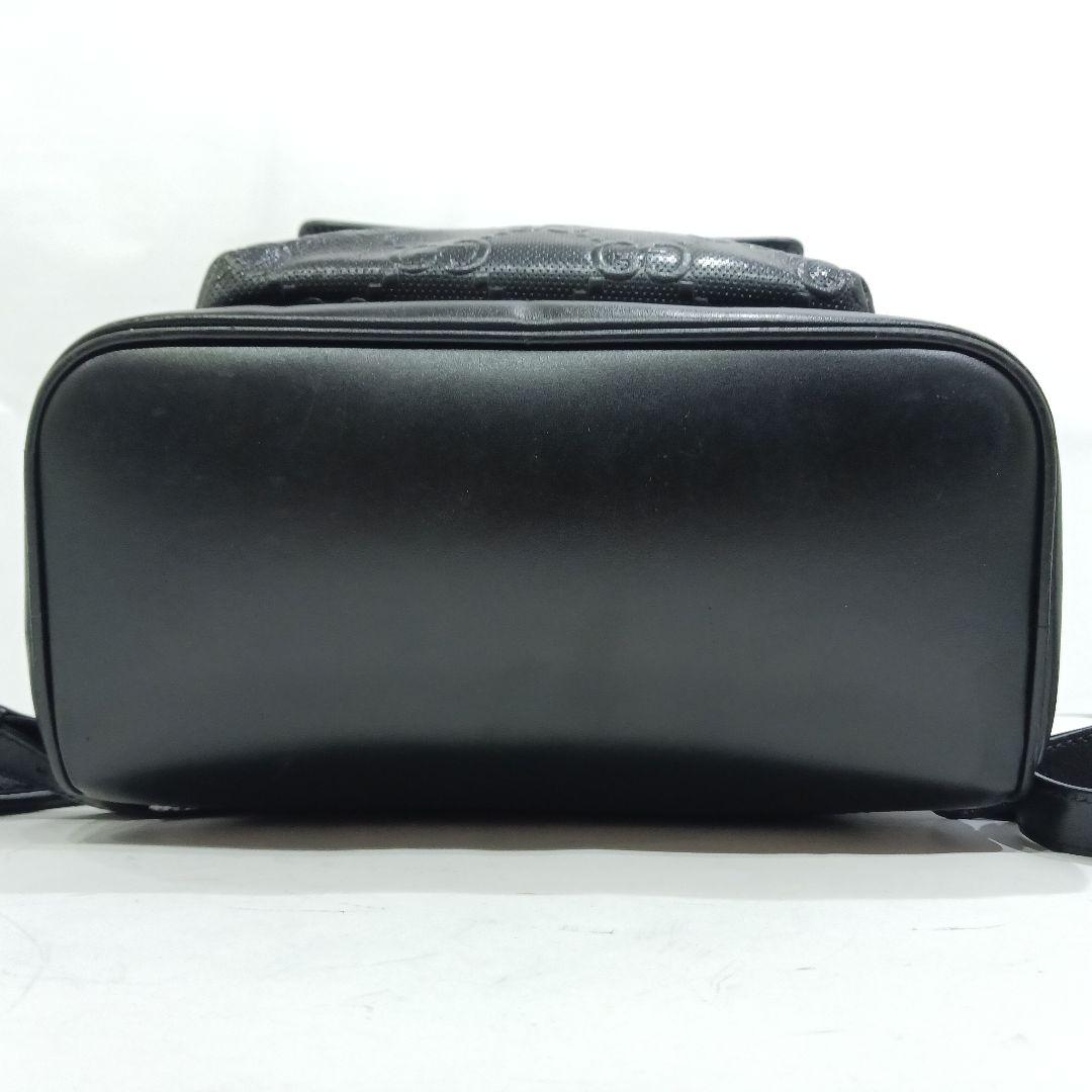 【美品】グッチ リュックサック バックパック レザー A4可 GGエンボス 黒