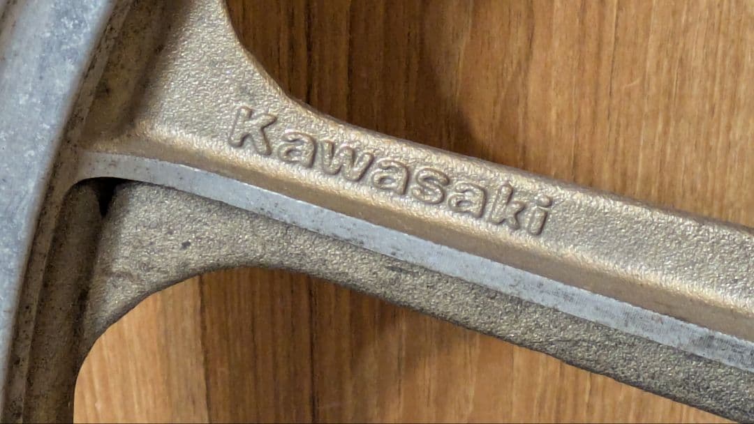 K*Z様 レアアイテム カワサキ純正AR125用前後ホイールセット(中古品)