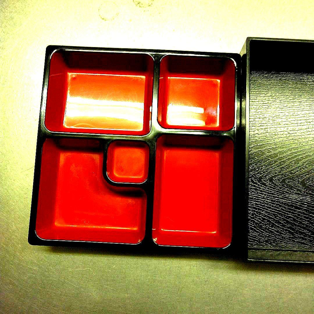 ①　8.5寸松花堂用　DX幕の内仕切　朱天黒　中古品　5個まとめ